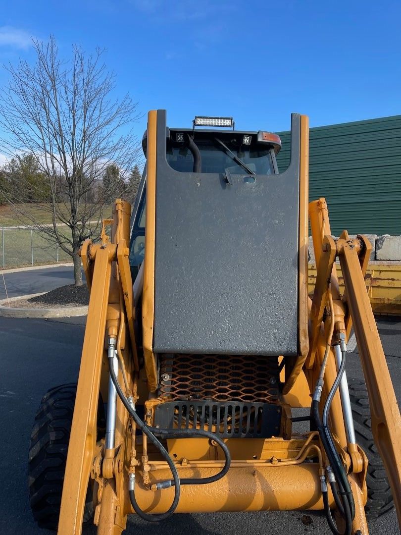 2003 CASE 570M XT - Image 27